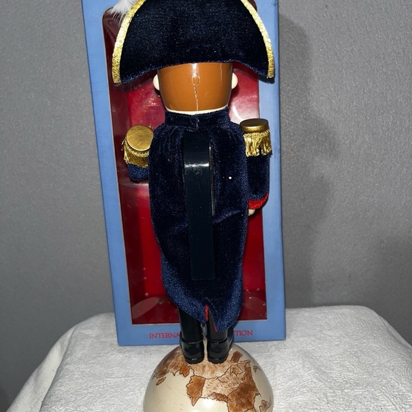 Rare Vintage Nutcracker Village 2005 Napoleon Figurine in Black and White - Picture 4 of 15